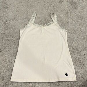 Abercrombie & Fitch Lace-Trim Icon Cami in Cream - Size XL